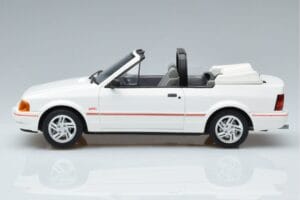 Ford Escort Mk4 XR3i Kabriolet Otto 1:18 OT398 Smola – slika 3 od 6