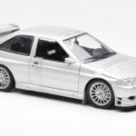 Ford Escort RS Cosworth Cestna Različica Srebrna UT Models 1:18 - image 6 of 6
