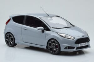 Ford Fiesta ST2000 Siv Otto 1:18 OT985 Smola – slika 4 od 6