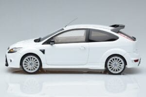 Ford Focus RS Mk2 Bela Otto 1:18 OT977 Smola – slika 3 od 6