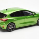 Ford Focus Mk5 ST Phase 2 Mean Zelena Otto 1:18 - image 2 of 6