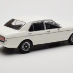 Ford Granada Mk1 Bel MCG 1:18 - image 2 of 6