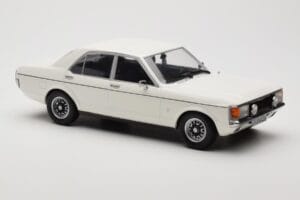 Ford Granada Mk1 Bel MCG 1:18 MCG18395 Kovina – slika 4 od 6