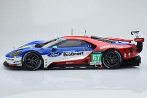 Ford GT Chip Ganassi Racing UK #67 M. Franchitti / A. Priaulx / H. Tincknell 24 Hours of Le Mans 2016 Minichamps 1:18 1551686 – slika 3 od 6
