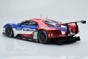 Ford GT Chip Ganassi Racing UK #67 M. Franchitti / A. Priaulx / H. Tincknell 24 Hours of Le Mans 2016 Minichamps 1:18 1551686 – slika 5 od 6