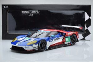 Ford GT Chip Ganassi Racing UK #67 M. Franchitti / A. Priaulx / H. Tincknell 24 Hours of Le Mans 2016 Minichamps 1:18 1551686 – slika 6 od 6
