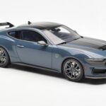 Ford Mustang Dark Horse Vapor Moder Metallic GT Spirit 1:18 - image 4 of 6