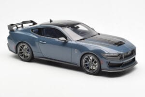 Ford Mustang Dark Horse Vapor Moder Metallic GT Spirit 1:18 GT454 Smola – slika 4 od 6