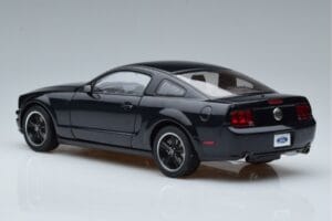 Ford Mustang GT S197 Bullitt AUTOart 1:18 73067 Kovina – slika 6 od 7