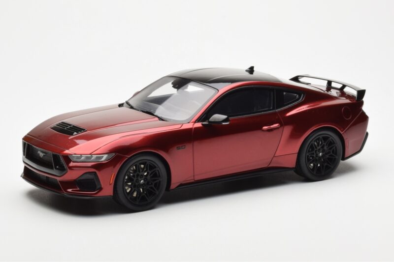 Ford Mustang GT S650 Rapid Rdeč GT Spirit 1:18