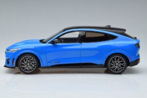 Ford Mustang Mach-E GT Performance Moder Otto 1:18 OT414 Smola – slika 3 od 6