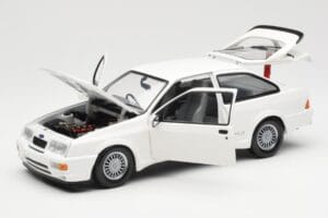Ford Sierra RS RHD Bela Minichamps 1:18 150084070 Kovina – slika 2 od 8