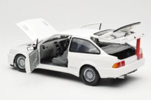 Ford Sierra RS RHD Bela Minichamps 1:18 150084070 Kovina – slika 5 od 8