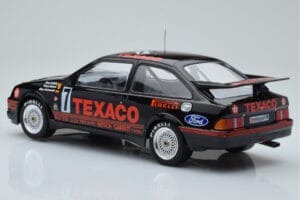 Ford Sierra RS500 Cosworth Texaco #7 K. Ludwig / K. Niedzwiedz / T. Boutsen 24 Hours of Spa 1987 IXO 1:18 18RMC051B Kovina – slika 5 od 6