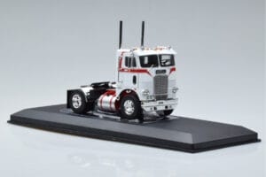 Freightliner COE Bel IXO 1:43 TR128 Kovina – slika 4 od 6