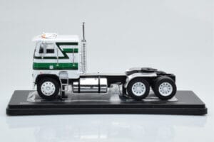 Freightliner FLA Bel Zelen IXO 1:43 TR149 Kovina – slika 2 od 4