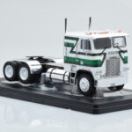 Freightliner FLA Bel Zelen IXO 1:43 - image 3 of 4