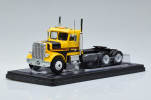 Freightliner FLC120 64T Rumena IXO 1:43 TR116