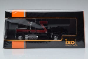 GMC General Rdeč Črna IXO 1:43 TR102 Kovina – slika 6 od 6