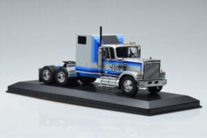 GMC General Srebrna IXO 1:43 TR079 Kovina – slika 4 od 6