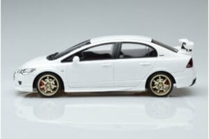 Honda Civic FD2 Type R Mugen Bel Otto 1:18 OT941 Smola – slika 3 od 6