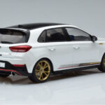 Hyundai i30 N PD Atlas Bel MCG 1:18 - image 2 of 6