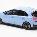 Hyundai i30 N Svetlo Modra Otto 1:18 - image 5 of 6