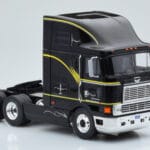 International Eagle Cabover Črn IXO 1:43 - image 3 of 5