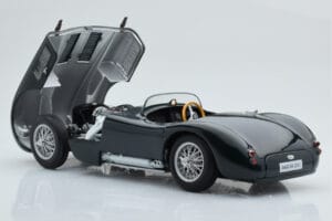 Jaguar C-Type Zelena AUTOart 1:18 73500 Kovina – slika 3 od 8