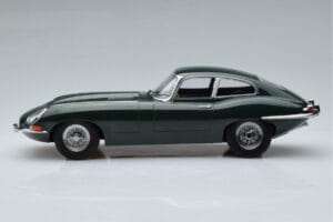 Jaguar E-Type Series 1 British Racing Zelen KK-Scale 1:18 KKDC180431 Kovina – slika 3 od 6
