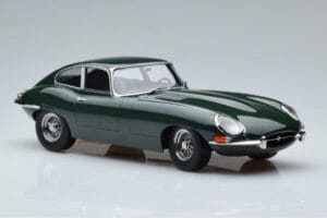 Jaguar E-Type Series 1 British Racing Zelen KK-Scale 1:18 KKDC180431 Kovina – slika 4 od 6