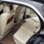 Jaguar XJ6 X350 Ebony Črn Almost Real 1:18 - image 8 of 11