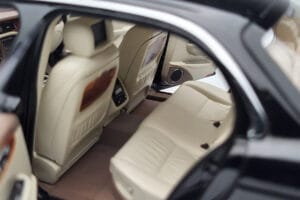 Jaguar XJ6 X350 Ebony Črn Almost Real 1:18 810501 Kovina – slika 8 od 11