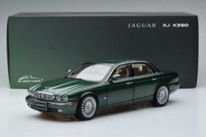 Jaguar XJ6 X350 Racing Zelen Almost Real 1:18 810502 Kovina – slika 13 od 13
