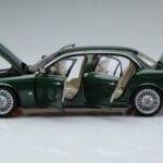 Jaguar XJ6 X350 Racing Zelen Almost Real 1:18 - image 4 of 13