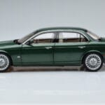 Jaguar XJ6 X350 Racing Zelen Almost Real 1:18 - image 5 of 13