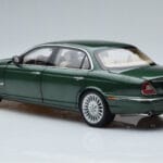 Jaguar XJ6 X350 Racing Zelen Almost Real 1:18 - image 7 of 13