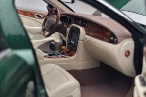Jaguar XJ6 X350 Racing Zelen Almost Real 1:18 810502 Kovina – slika 9 od 13