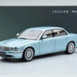 Jaguar XJ6 X350 Seafrost Svetlo Moder Almost Real 1:18 - image 11 of 11