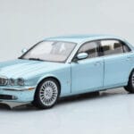 Jaguar XJ6 X350 Seafrost Svetlo Moder Almost Real 1:18