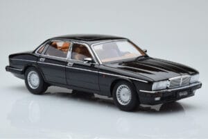 Jaguar XJ6 XJ40 Ebony Črn Almost Real 1:18 810543 Kovina – slika 6 od 11