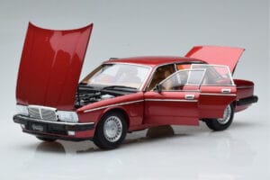 Jaguar XJ6 XJ40 Flamenco Rdeč Almost Real 1:18 810541 Kovina – slika 2 od 11