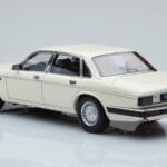 Jaguar XJ6 XJ40 Glacier Bel Almost Real 1:18 - image 7 of 11