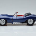 Jaguar XKSS Modra AUTOart 1:18 - image 5 of 9