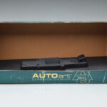 Jaguar XKSS Modra AUTOart 1:18 - image 8 of 9