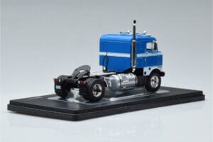 Kenworth Bullnose Moder IXO 1:43 TR154 Kovina – slika 2 od 6