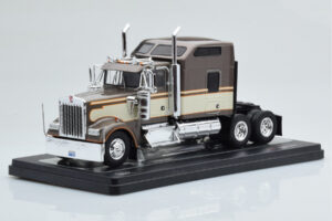 Kenworth W900 Rjav IXO 1:43