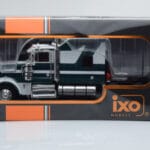Kenworth W900 Zelen Bel IXO 1:43 - image 6 of 6