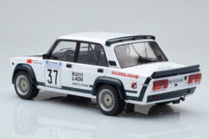Lada 2105 VFTS #37 H. Ohu Rally Acropolis 1983 IXO 1:18 18RMC145 Kovina – slika 5 od 6