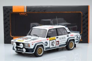 Lada 2105 VFTS #42 S. Brundza Rally 1000 Lakes 1984 IXO 1:18 18RMC146 Kovina – slika 6 od 6